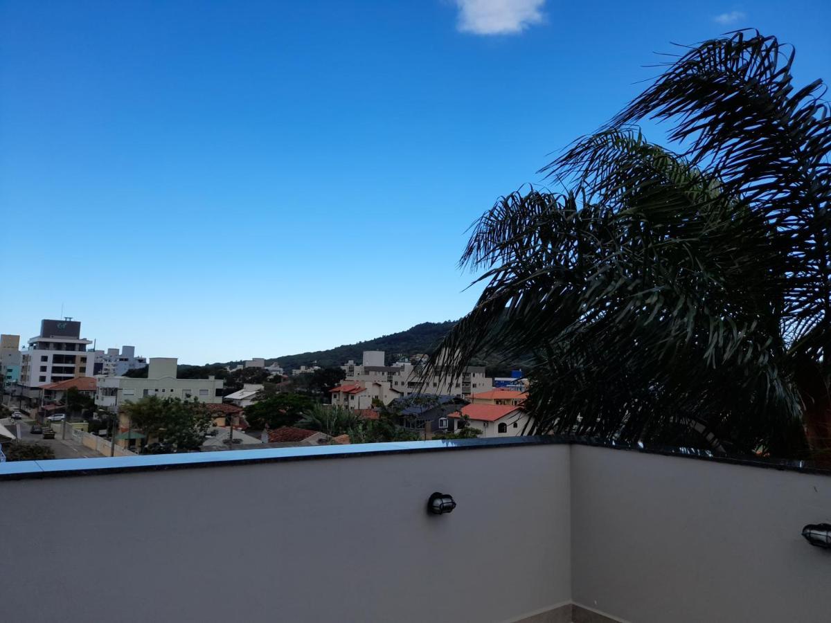 Cobertura Com Piscina Privativa Em Bombinhas