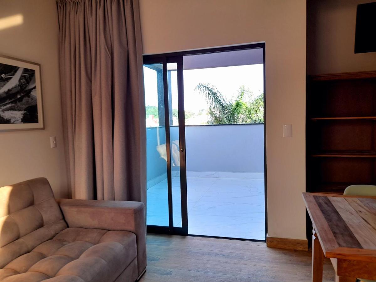 Cobertura Com Piscina Privativa Em Apartment *